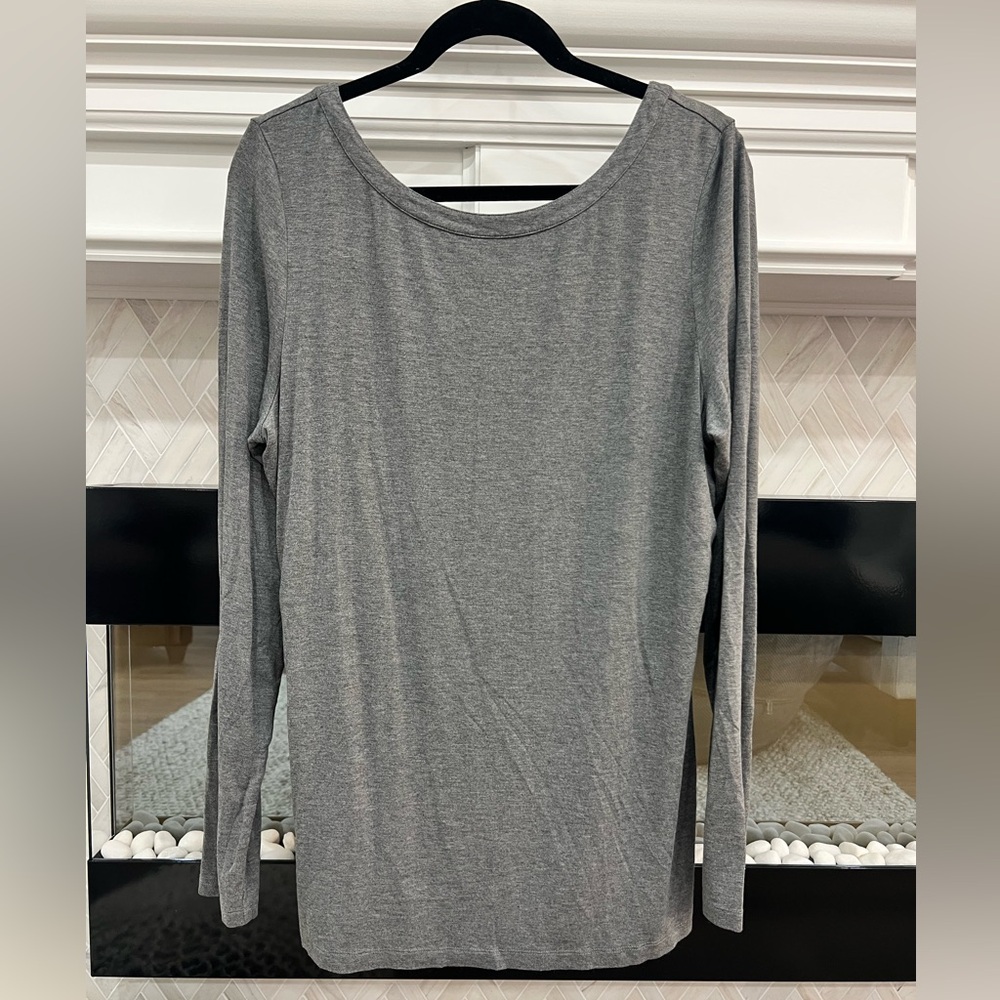 Banana Republic Heather Gray Long Sleeve Scoop Back Shirt Size XL